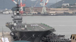 2016年7月に呉にやってきた護衛艦「いずも」
