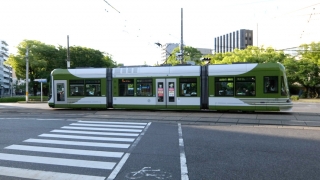 広電バスみたいな広電電車