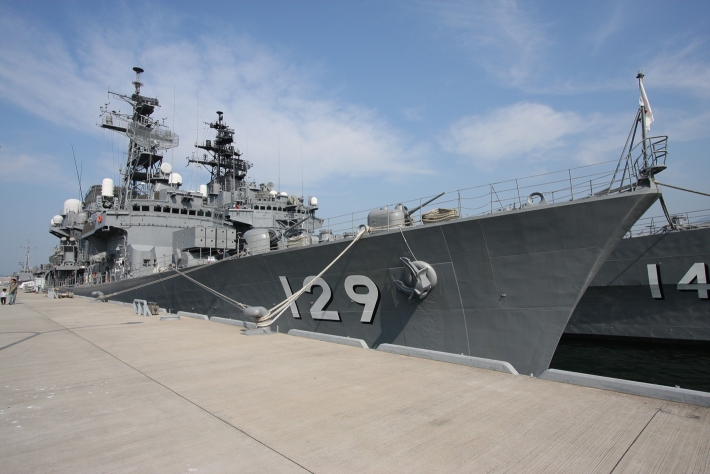 護衛艦"やまゆき（DD-129）"（2008年10月）