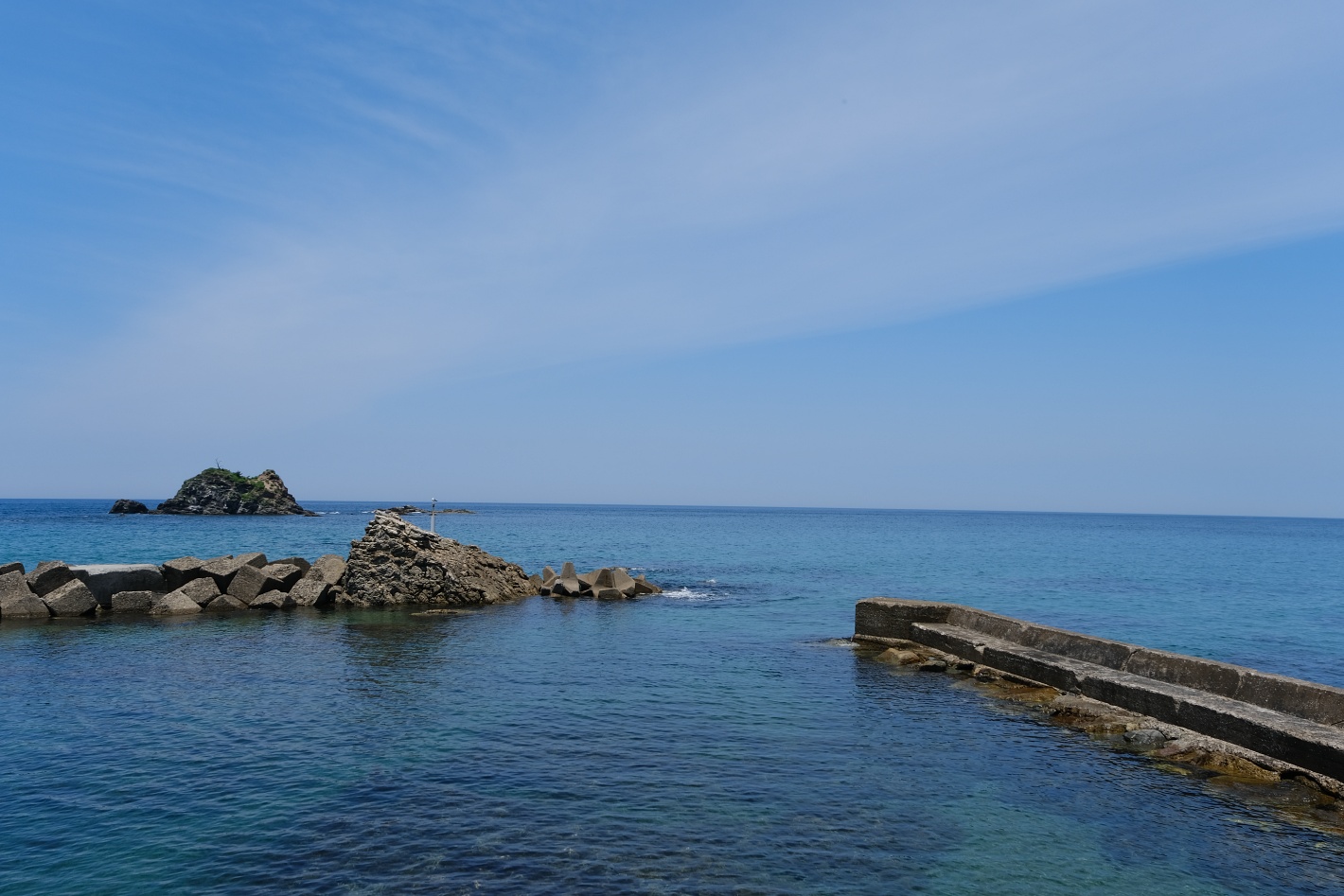 折居のきれいな海